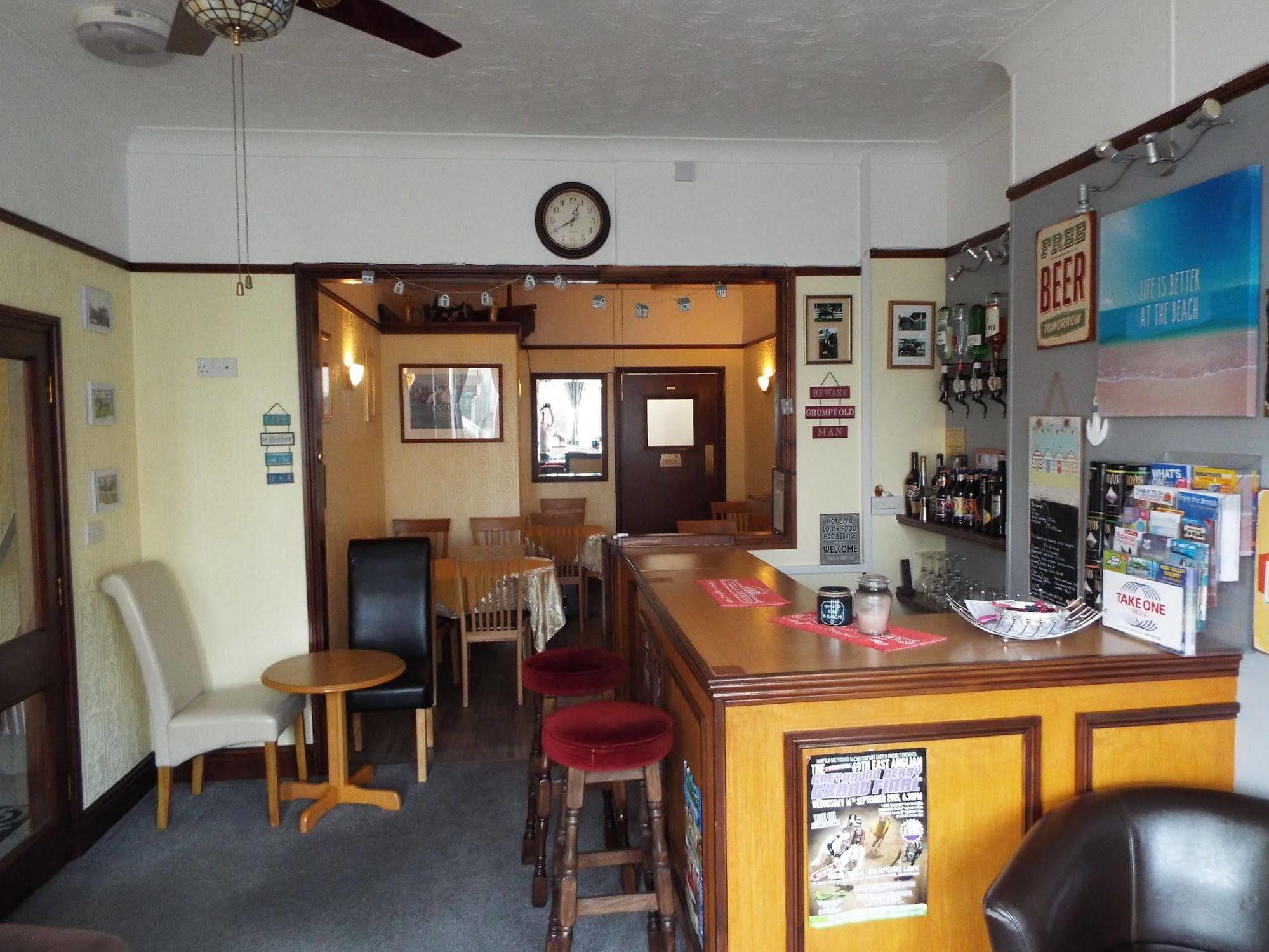 Maluth Lodge Great Yarmouth Exterior foto